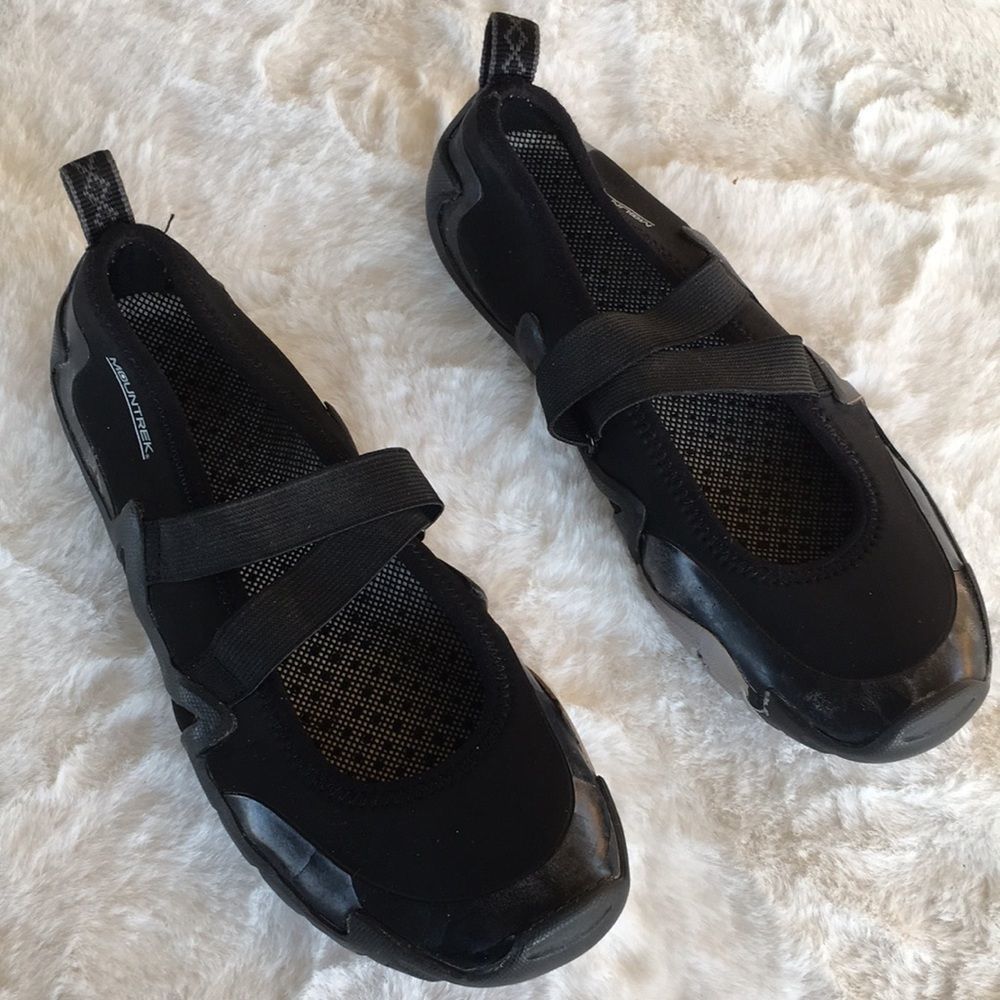 MOUNTREK SCUBA JANE BLACK NEOPRENE WATERPROOF WATER PERFORMANCE FOOTWEAR SHOE 8